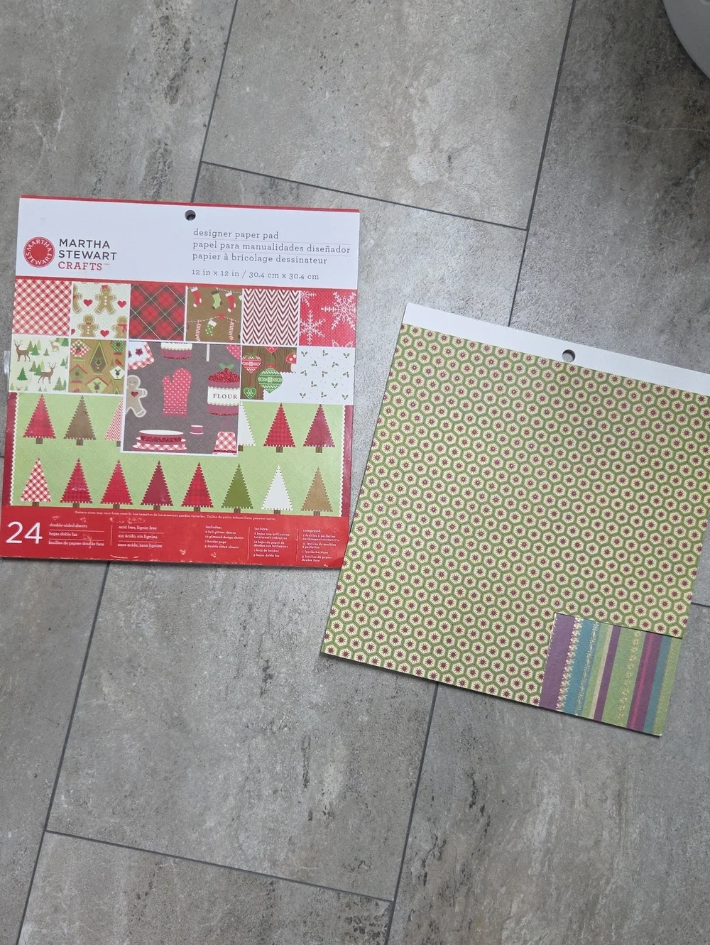 Martha Stewart Holiday Designer Paper Pad - Red, Green, Cream